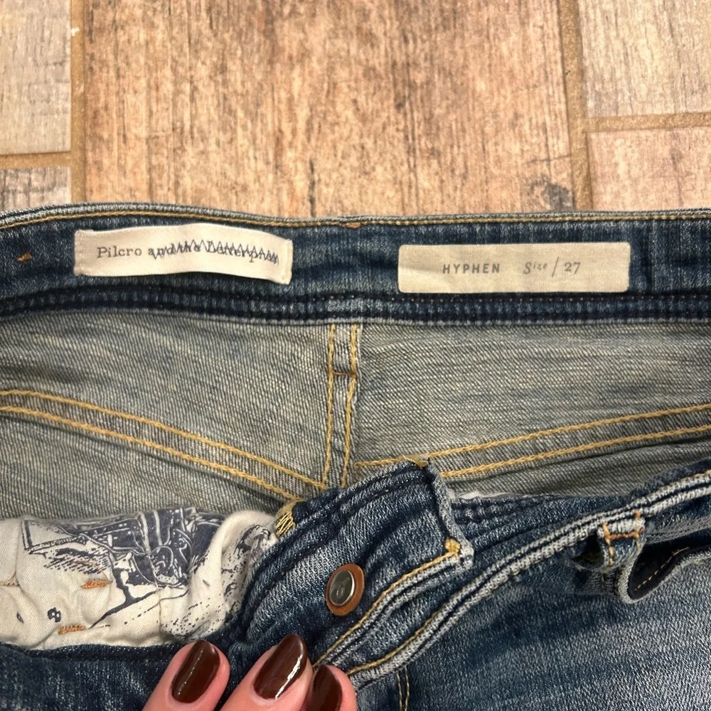 ANTHROPOLOGIE PILCRO AND THE LETTERPRESS
Hyphen Medium Blue Denim Jean Shorts - Picture 4 of 8
